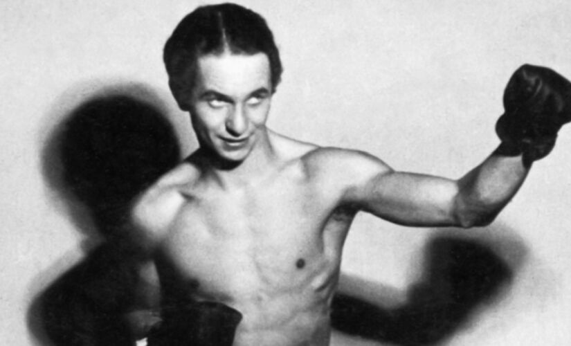 Tadeusz Pietrzykowski nasceu em 8 de abril de 1917, em Varsóvia.