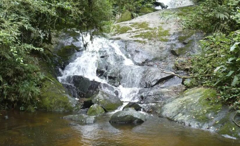 Cachoeira em plena cidade de São Paulo é perfeita para as férias