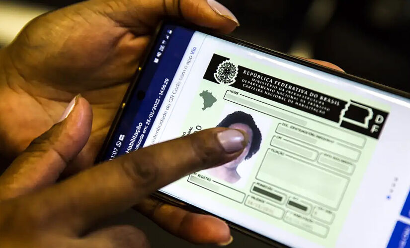 Senatran fixa teto de R$ 180 para exames da CNH