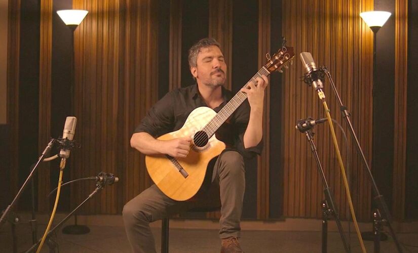 O violonista Leo Costa lançará obra famosa por Jackson do Pandeiro