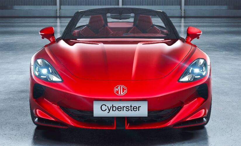 No estande, a fabricante apresentou as novas versões Comfort e Luxury do hatch 100% elétrico MG4 e do MGS5