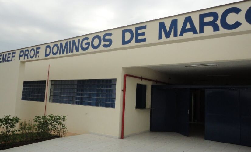 Projeto de reciclagem de tampinhas e garrafas PET era feito na EMEF Domingos de Marco