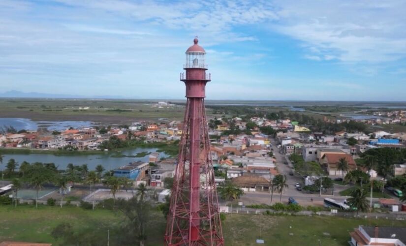 Município fluminense une praias tranquilas, prédios históricos e economia forte com petróleo e gás