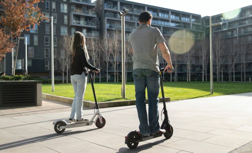 Apesar de práticos, patinetes elétricos tem colocado vidas em risco em todo o mundo