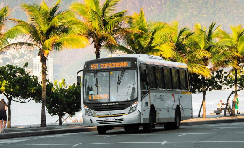 Profissionais de transporte receberam autorização para usar bermuda no Rio