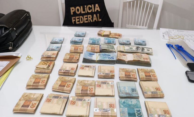 Na operação, polícia encontrou dinheiro em casa de servidor do INSS 