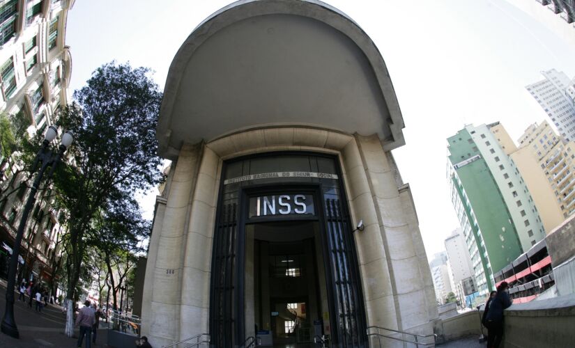 Atualmente, as associações enviam ao instituto uma relação com os nomes dos associados que autorizaram o abatimento