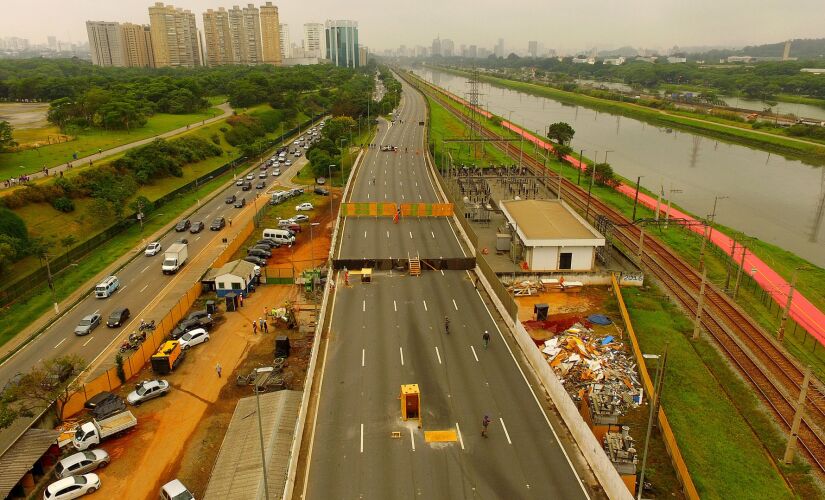 O ofício tinha uma lista com os problemas, como desvios, fissuras e armaduras expostas