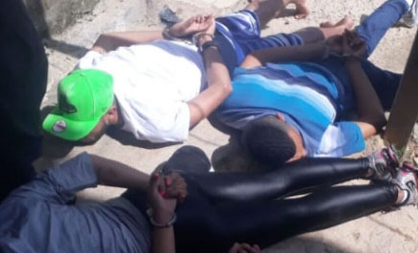 Após o crime, quatro integrantes da quadrilha foram presos em Itapecerica da Serra após uma grande operação policial.