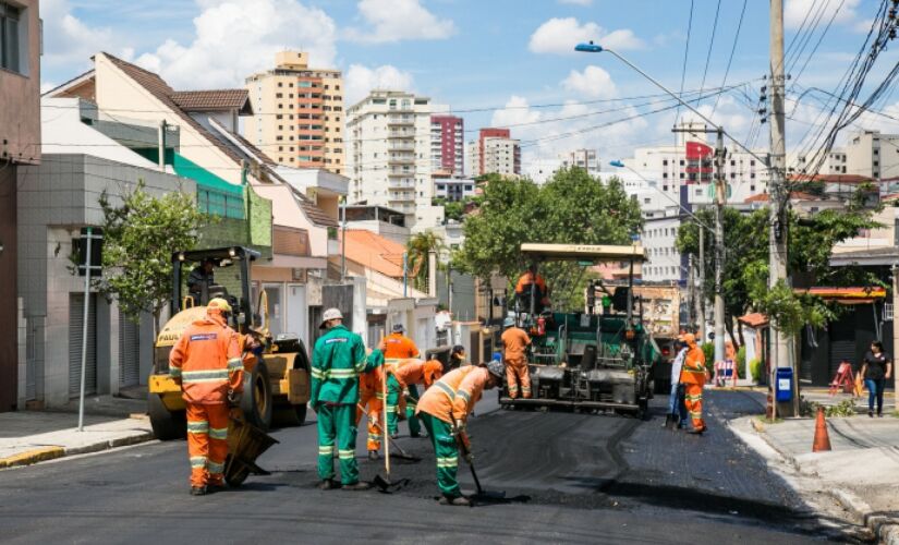 A Prefeitura de São Caetano do Sul, na região do ABC Paulista, pavimentou na última segunda-feira a rua Lemos Monteiro