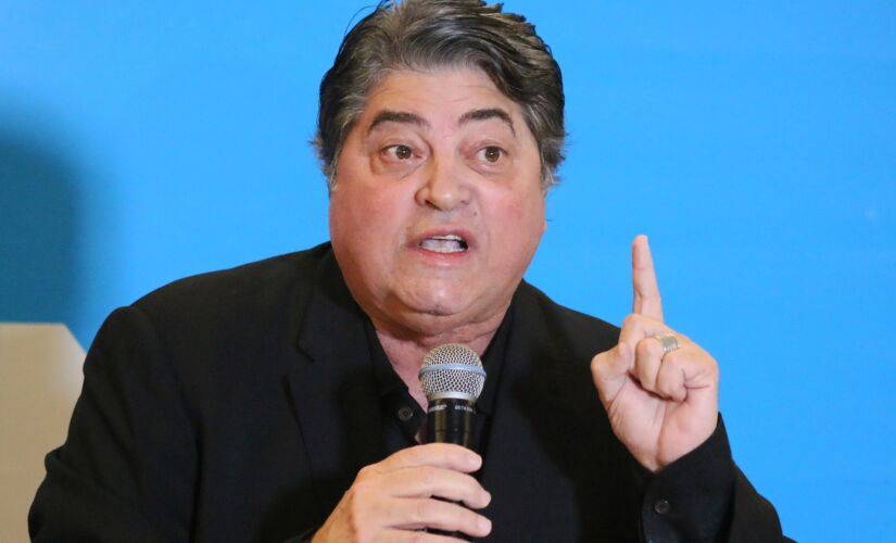 "Perdemos o maior âncora da televisão brasileira". 
Ao anunciar na segunda- feira a morte do jornalista Ricardo Boechat, o apresentador José Luiz Datena  disse que a notícia era uma das piores de sua vida.