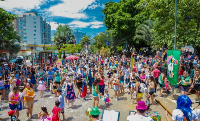 A festa  de pré-carnaval em São Caetano do Sul foi realizada na Praça dos Imigrantes, na av. Pres. Kennedy, no último domingo 