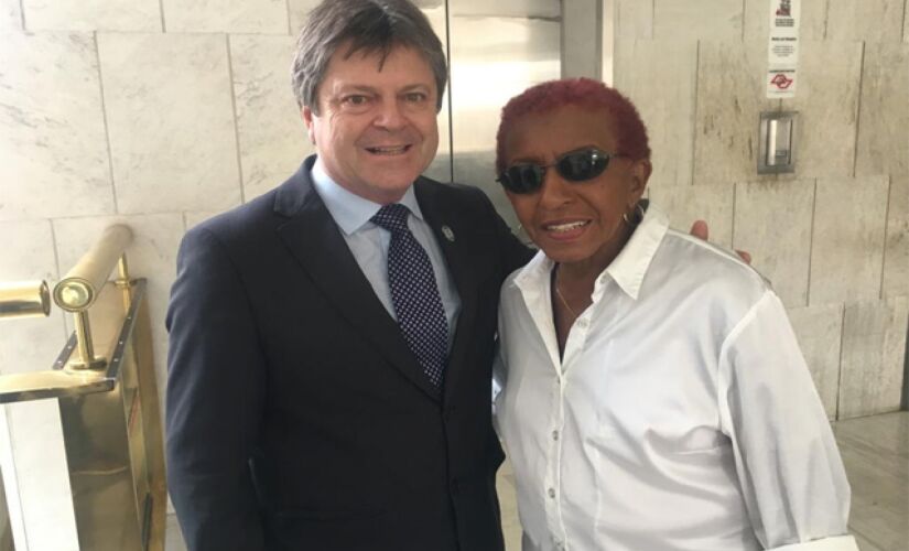 Prefeito esteve na Assembleia Legislativa de São Paulo (ALESP), onde teve uma reunião com a deputada estadual Leci Brandão