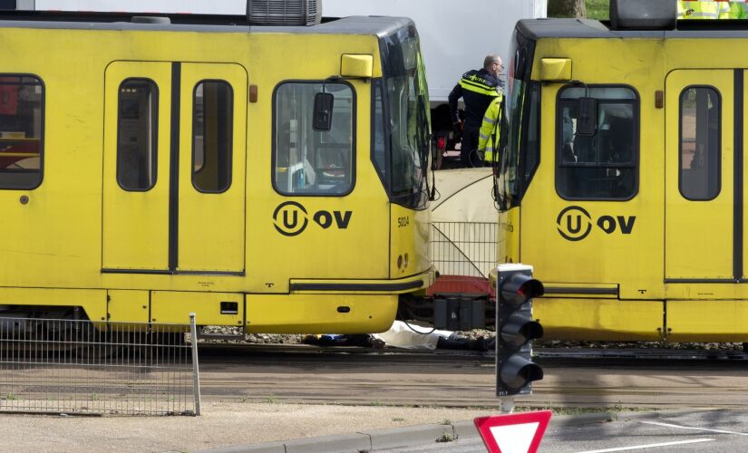Um atirador abriu fogo contra passageiros em um bonde 
na cidade de Utrecht na manhã desta segunda-feira 
