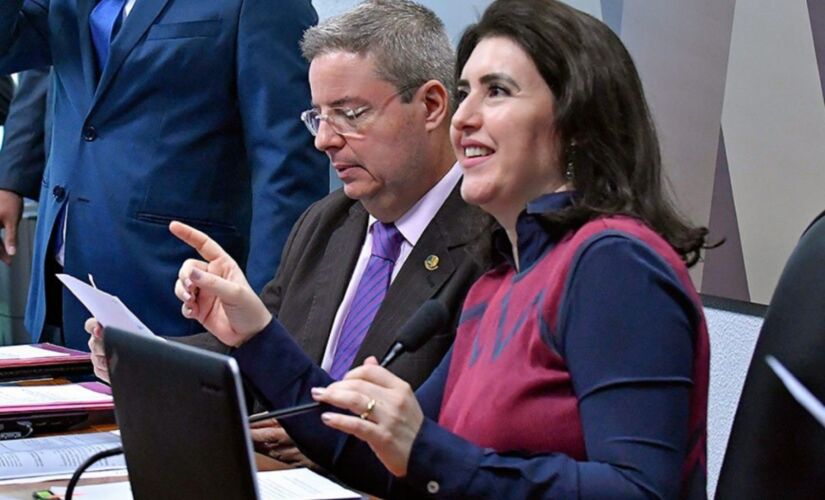 De acordo com projeto da senadora Simone Tebet, ocupante de imóvel em leilão tem prioridade