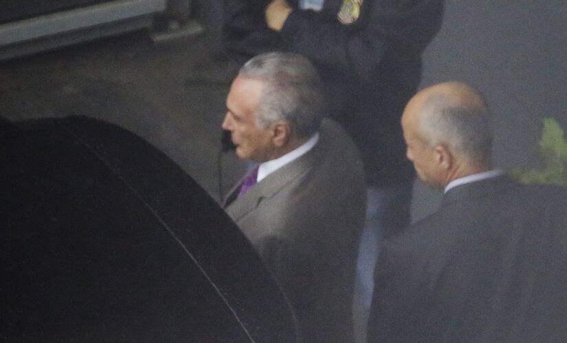 Temer foi preso na quinta-feira (21) em investigação que mira supostas propinas de R$ 1 milhão 