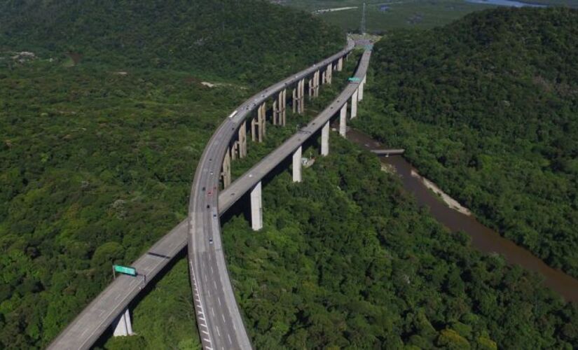 Dos 965 títulos de propriedades entregues na região, 547 foram em Cajati e 238 títulos de legitimação fundiária em Registro