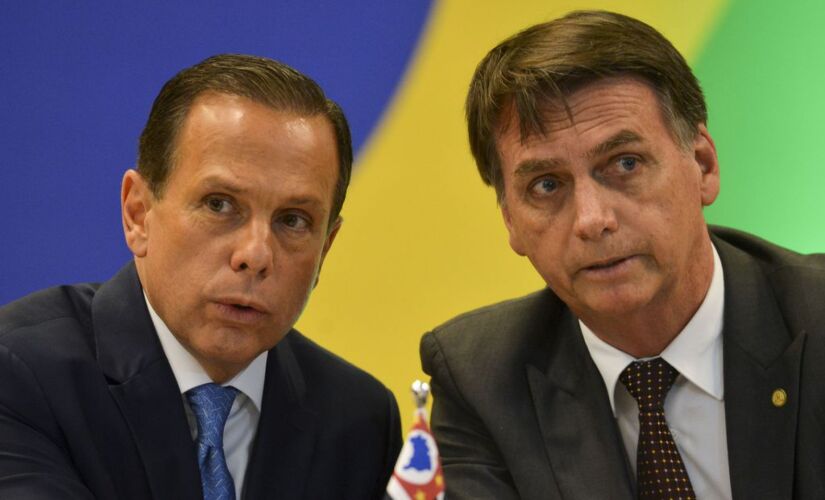 João Doria e Jair Bolsonaro em encontro com governadores