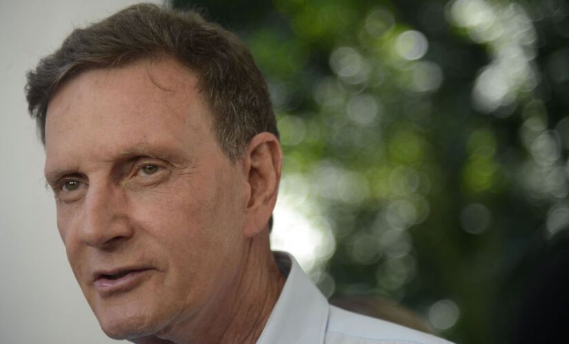 O prefeito Marcelo Crivella (PRB) negou a redução de investimentos e afirmou que sua gestão está concluindo obras