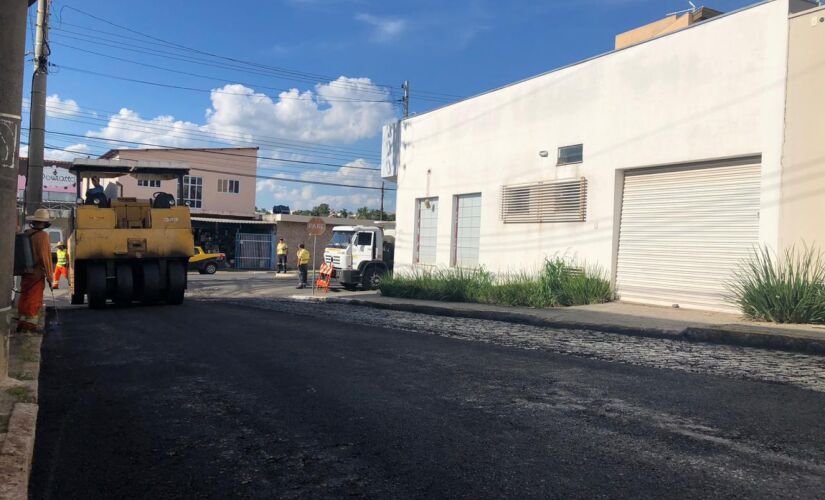 Na manhã de sexta-feira, os trabalhos foram realizados na rua José Elias Habice em Porto Feliz 