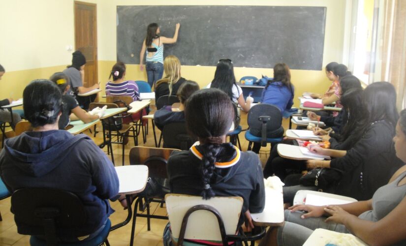A maioria dos beneficiários é do magistério, cuja fatia do total do bônus é de R$ 375,5 milhões