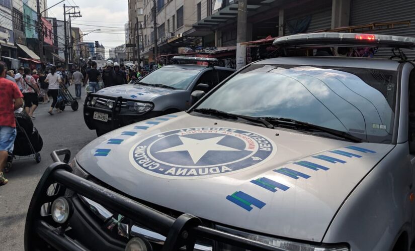 Valor das mercadorias é de aproximadamente R$ 1,5 milhão; 
os envolvidos vão responder administrativa e criminalmente