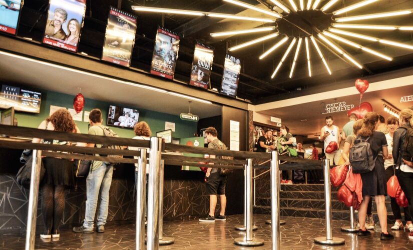 Contrato com o cinema é de cinco anos; iniciativa da Petra é 
uma das primeiras mudanças que serão implantadas no local 