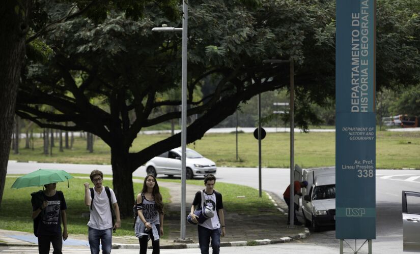 Polícia Civil ouviu funcionários da USP; aluno também era monitor de informática da Poli