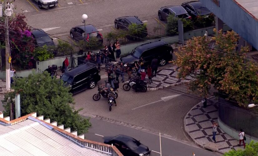 Temer foi escoltado por policiais federais em sua transferência; emedebista é suspeito de chefiar uma quadrilha criminosa