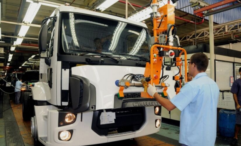 A unidade no ABC emprega cerca de 3 mil pessoas e produz o Fiesta e 3 modelos de caminhões