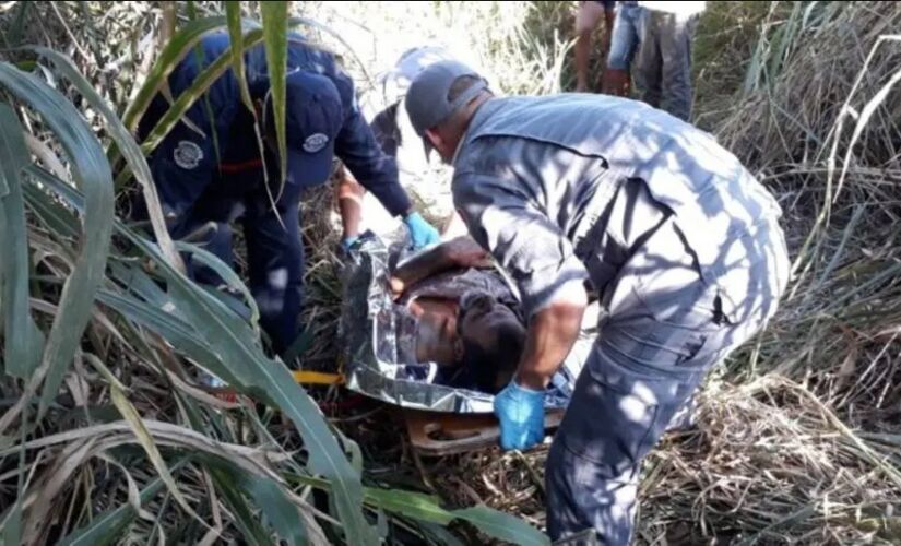 Motorista foi atendido e levado para a Santa Casa de Limeira