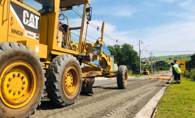 Perimetral M&aacute;rio Covas segue recebendo recapeamento asf&aacute;ltico em Porto Feliz
