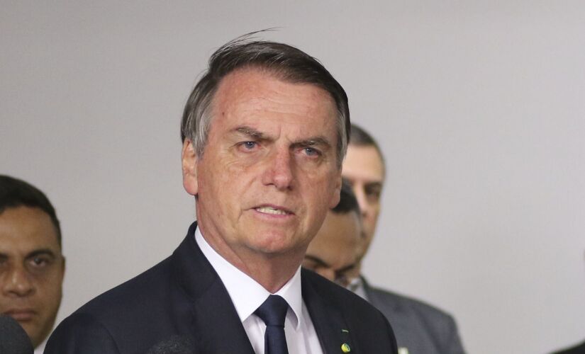 No sábado, Bolsonaro criticou o trabalho da imprensa: 'É o tempo todo assim, é só mentira'
