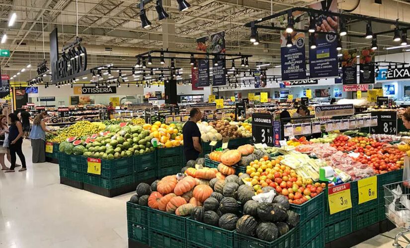 Carrefour do Shopping abre vagas de emprego em Tabo&atilde;o da Serra 