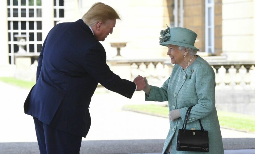 Presidente dos EUA, Donald Trump, se encontrou ontem com a rainha Elizabeth 2ª, no 1º compromisso oficial de sua visita ao Reino Unido