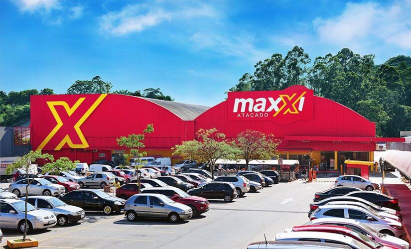 Empresário é agredido por funcionário dentro do Maxxi Atacado, na cidade de Taboão da Serra