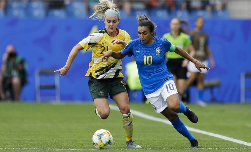 Marta durante lance no jogo com a Austrália, no Mundial Feminino da França, nesta quinta-feira