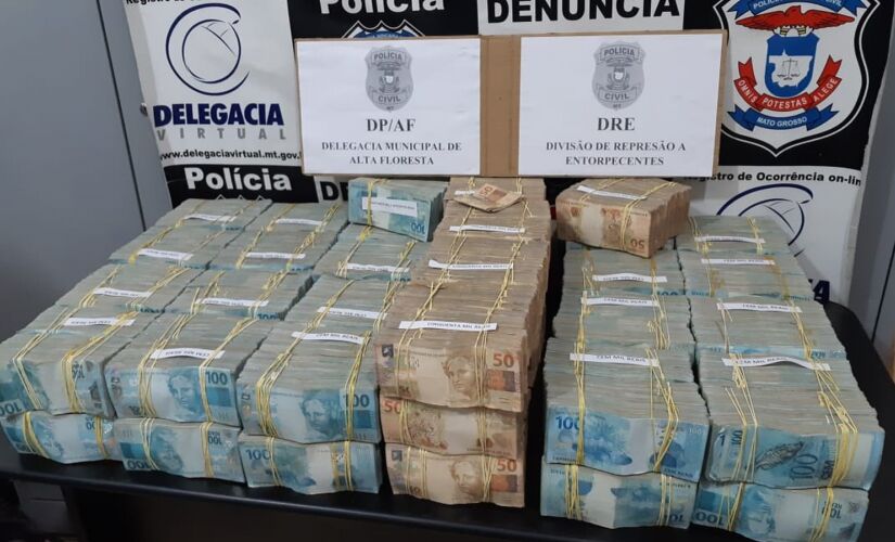 Um avião com R$ 4,6 milhões em malas de dinheiro, que saiu de Sorocaba, no interior, com destino a Itaituba (PA), foi apreendido