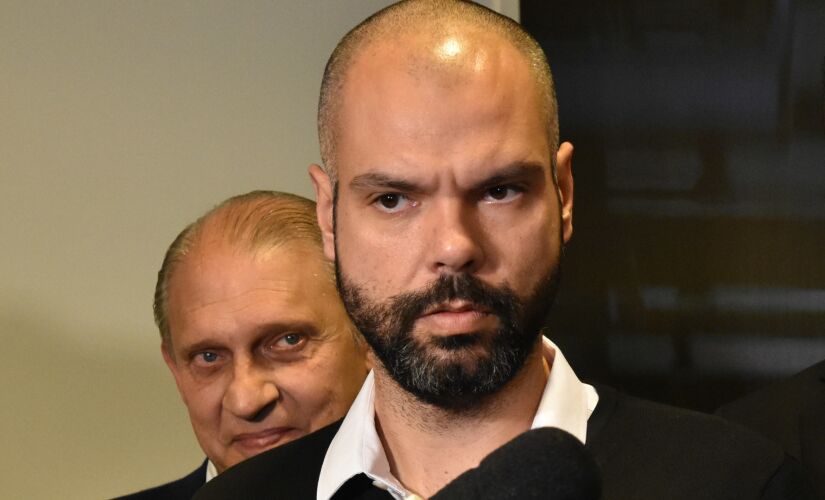 'Já manifestei diversas vezes no sentido da expulsão do deputado Aécio Neves', disse Bruno Covas