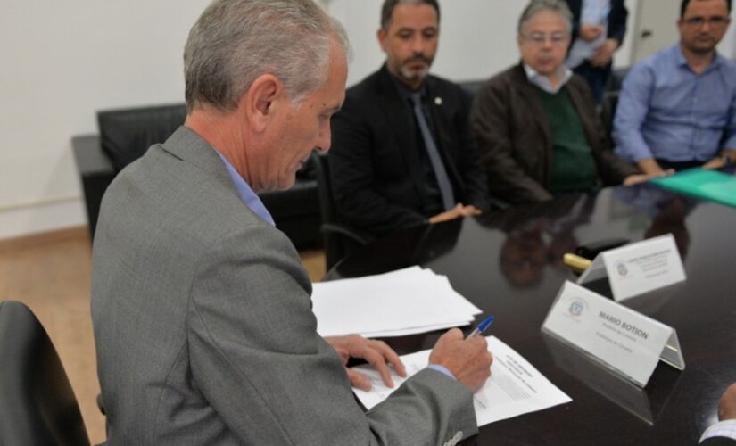 Prefeito Mario Botion (PSD) considerou o acordo assinado na quinta-feira como algo "histórico"para a cidade de Limeira 