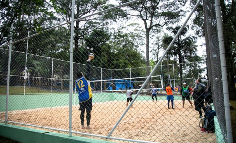 O equipamento ganhou novas áreas para a prática de atividades esportivas, além de uma revitalização 