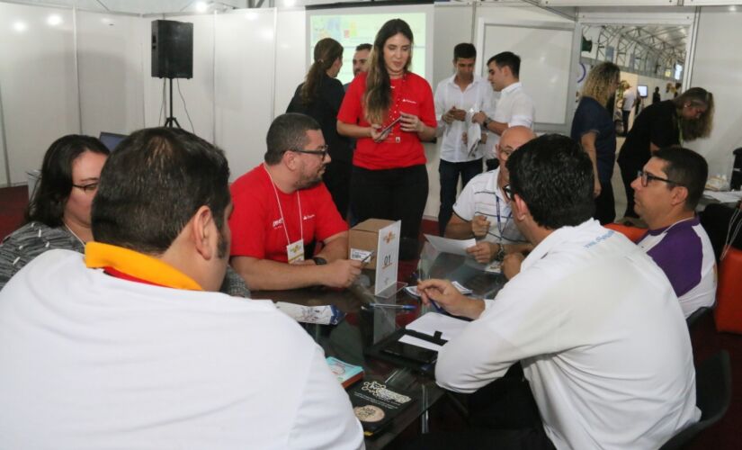 Empresários participam de rodada de negócio durante o Empreenda Caraguatatuba 2018