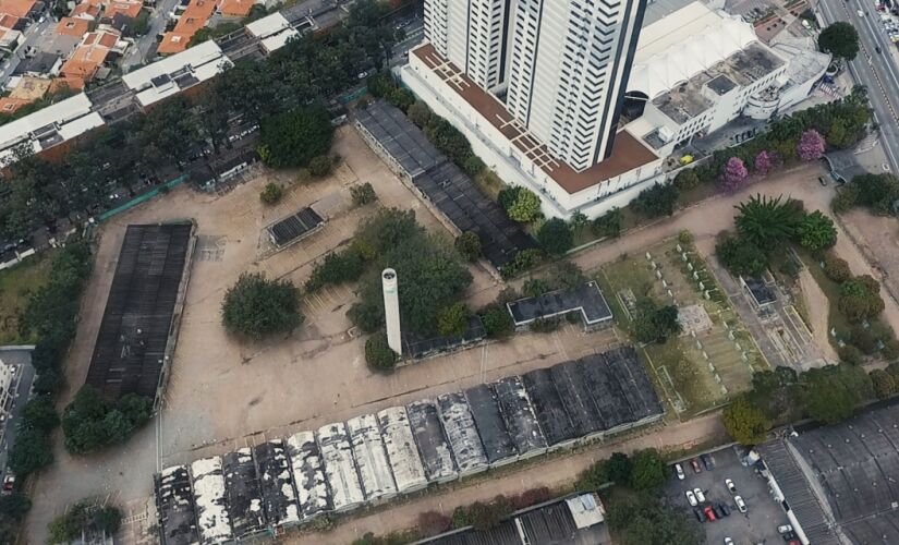 Imóvel da Liquigás tem acesso às avenidas dos Autonomistas e Franz Voegeli, e tem 42 mil m²