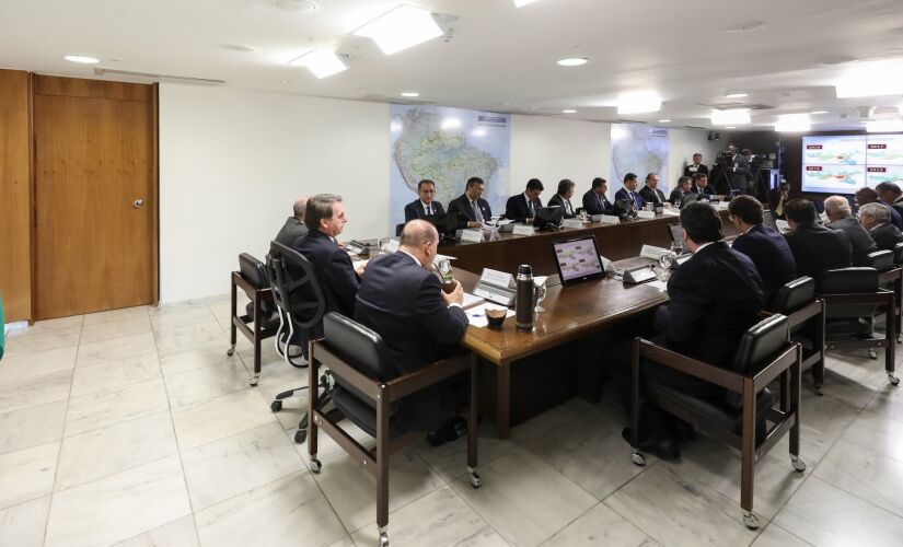 O presidente Jair Bolsonaro (PSL) se reuniu com os com governadores da Amazônia Legal ontem