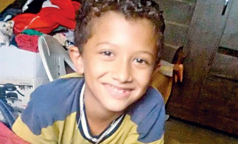 Família reconheceu corrente e calção de Gabriel Lopes Coutinho; polícia investiga suspeita de assassinato do garoto de 8 anos