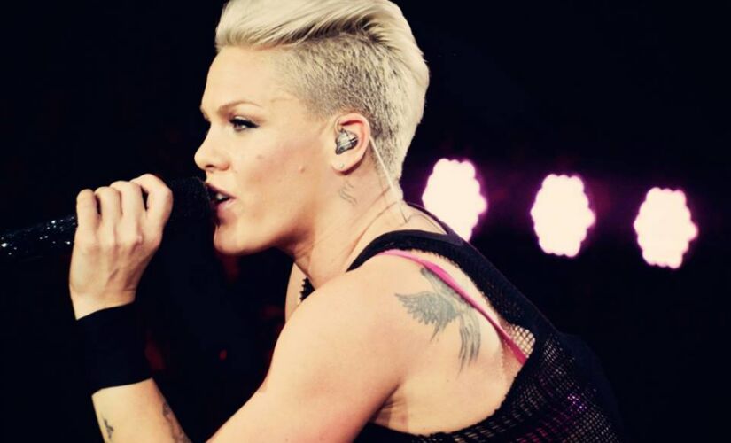A cantora P!nk (foto) é a atração principal do dia 5 de outubro; no mesmo dia também se apresentam Anitta, Black Eyed Peas e H.E.R