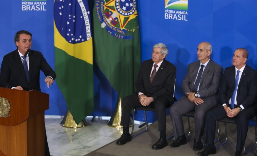 O presidente Jair Bolsonaro (PSL) durante cerimônia no no Palácio do Planalto, nesta quinta-feira
