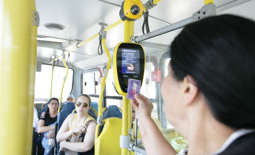 Os créditos remanescentes do bilhete sem cadastro não serão perdidos, pois serão transferidos para o cartão cadastrado