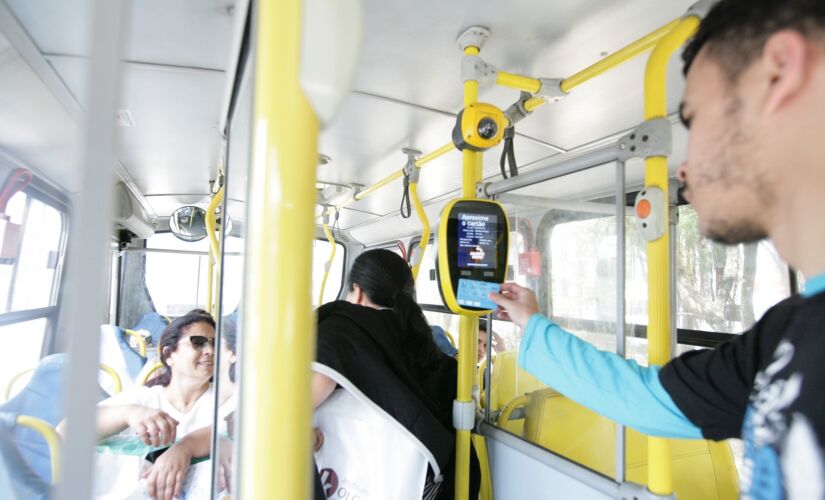 Usuários do vale-transporte podem embarcar até 4 vezes em duas horas pagando tarifa de R$ 4,30
