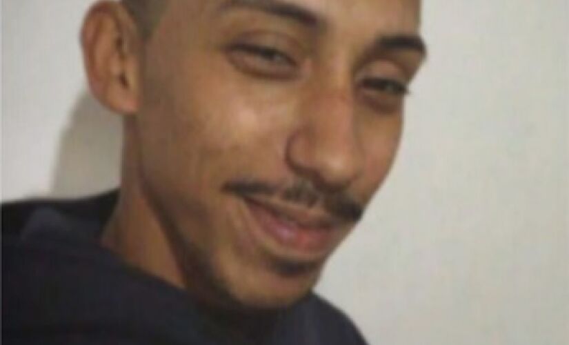 Roger Passebom Junior de 22 anos, foi espancado após confusão;  ele está internado em estado grave no Hospital das Clínicas em SP